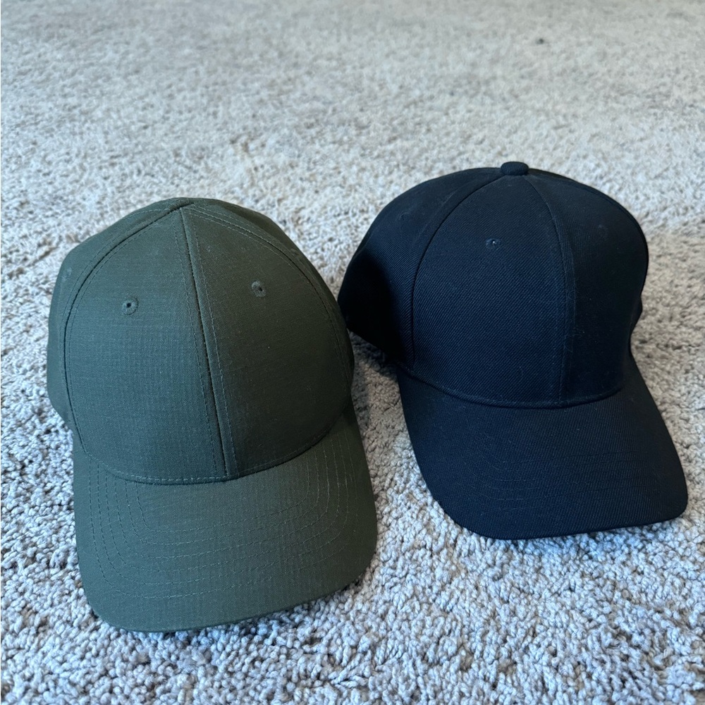 Lot two plain basic ajustable fitted caps hats black dark green